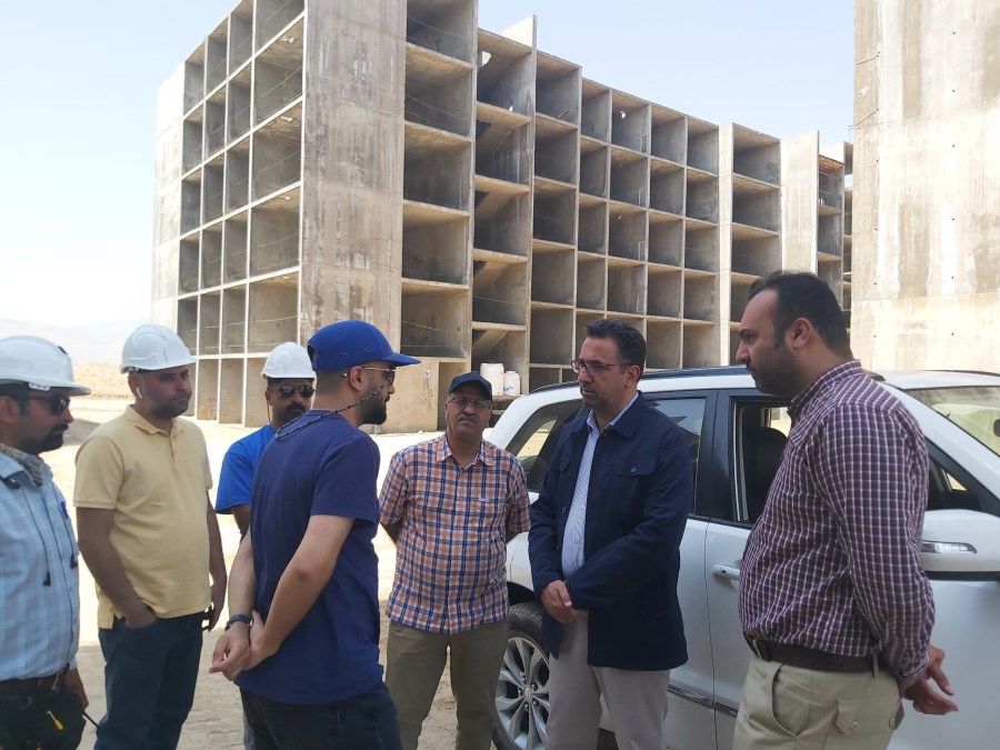 بررسی میدانی روند ساخت بیش از ۱۰ هزار واحد نهضت ملی مسکن شیراز