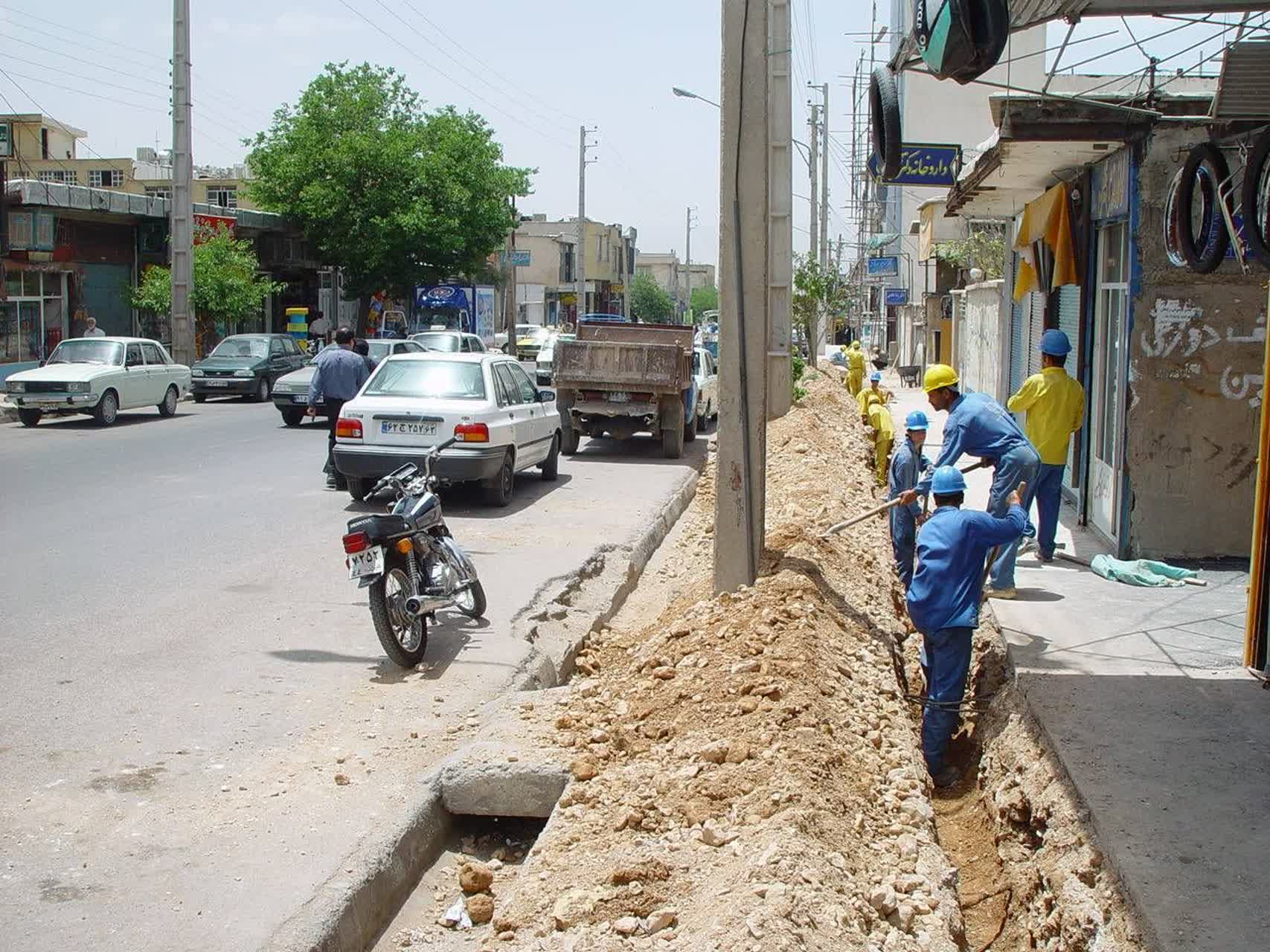  اجرای ۱۶۵ کیلومتر شبکه و خطوط جمع‌آوری فاضلاب در شهر شیراز و صدرا